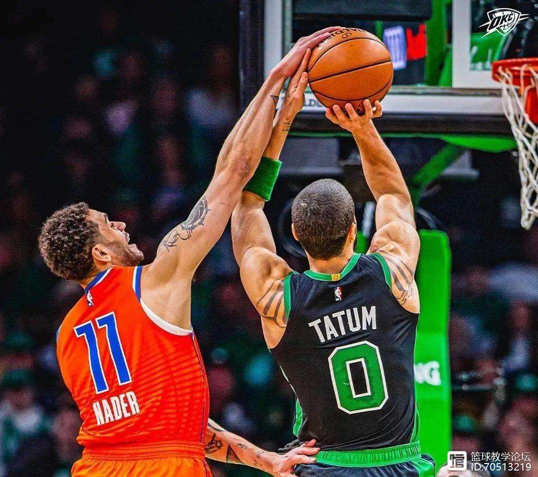 包含辽宁主场告捷，稳坐东部联盟榜首的词条